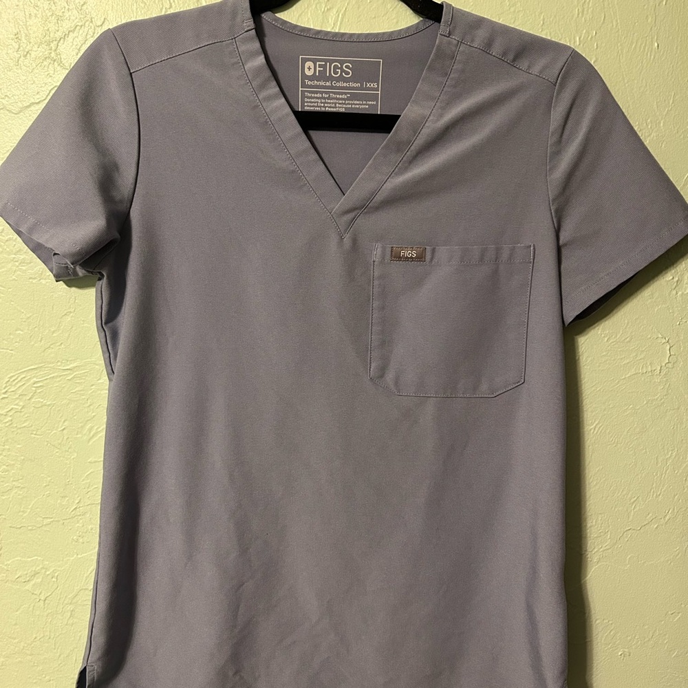 FIGS Scrub Top
